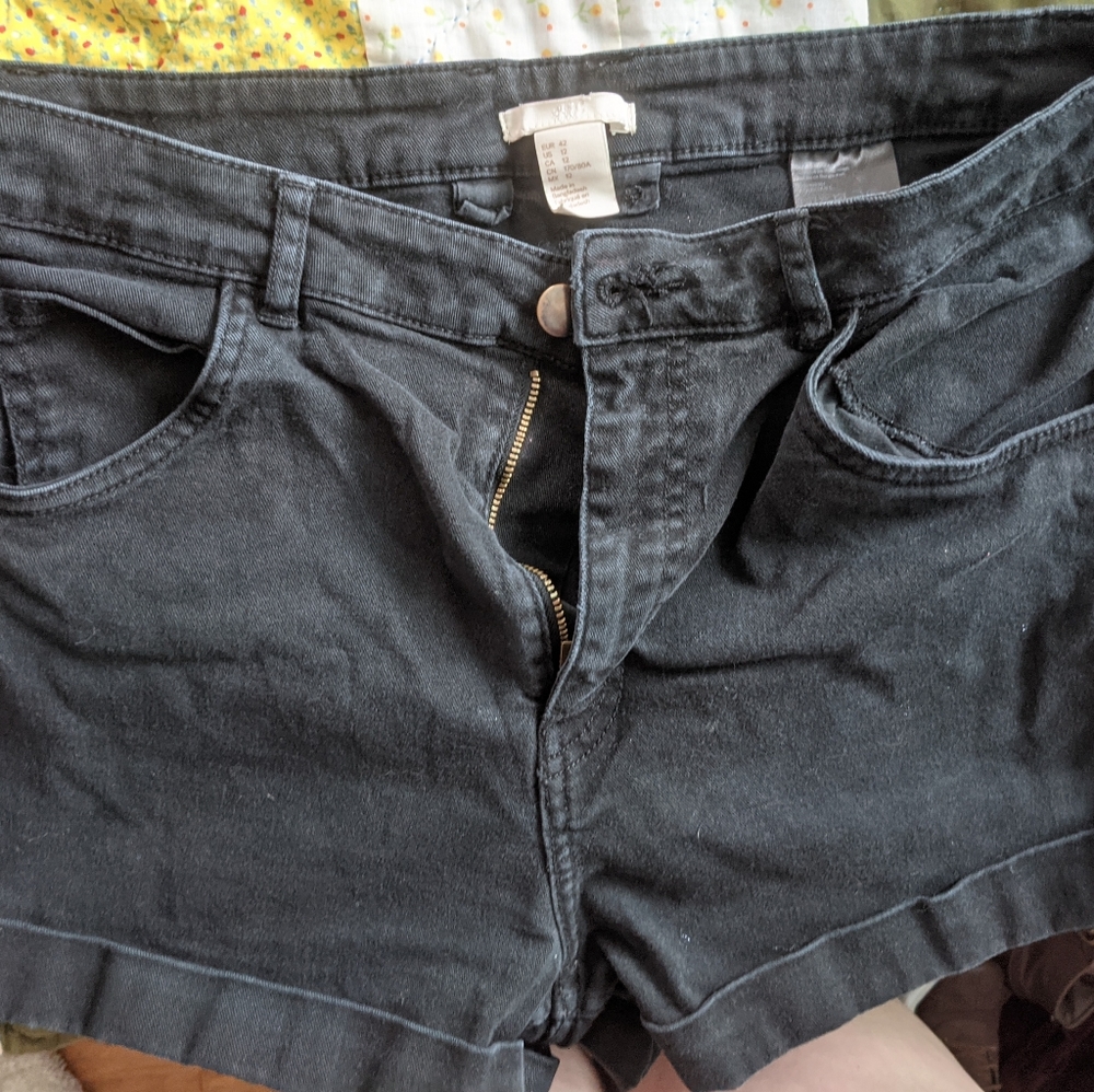 Forever 21 black stretch high waisted shorts
